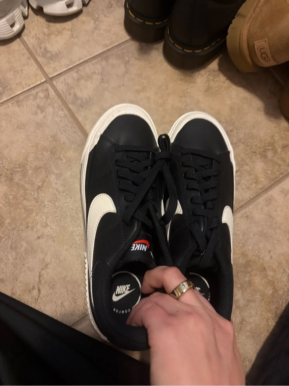 BRAND NEW - Nike Court Legacy Sneakers